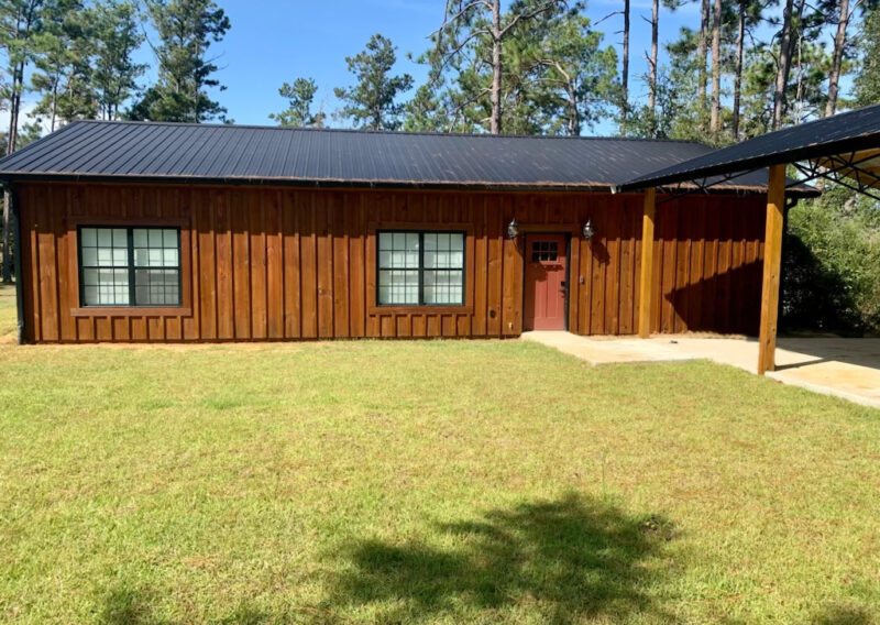 LAKE SEMINOLE VACATION HOME WITH BOATHOUSE